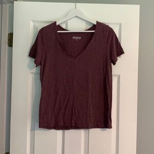 Khols medium v-neck t-shirt